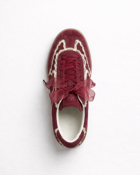 EZZY Court – Wine/Lace