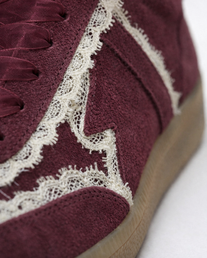 EZZY Court – Wine/Lace