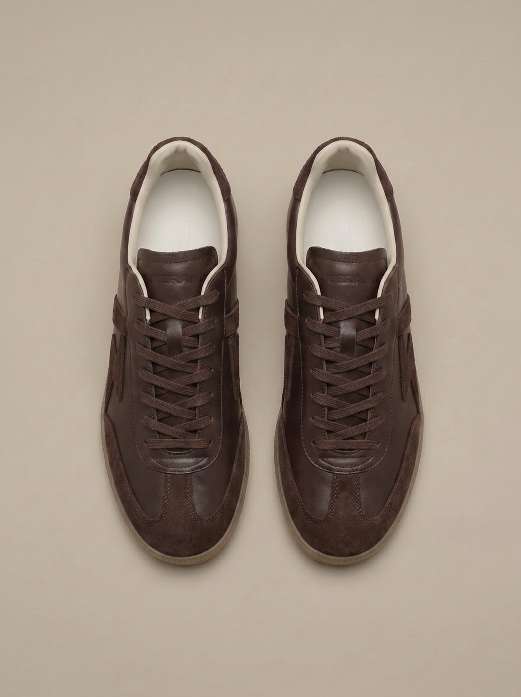 EZZY Court – Chocolate