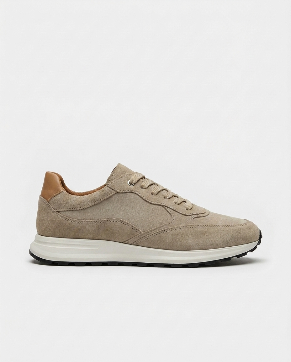 100% SUEDE SNEACKERS