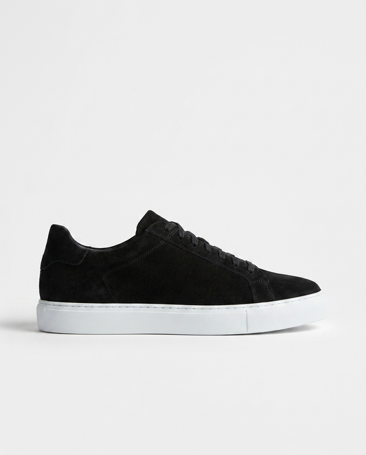 100% SUEDE LOW-TOP SNEACKERS