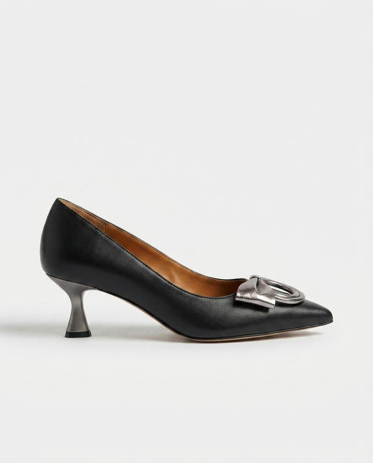 100% LEATHER KITTEN HEELS