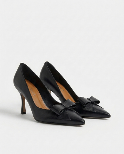 100% LEATHER KITTEN HEELS