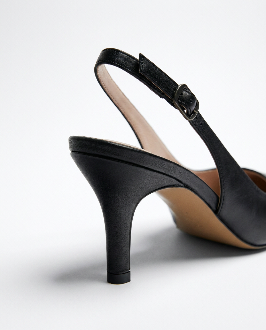 100% LEATHER KITTEN HEELS