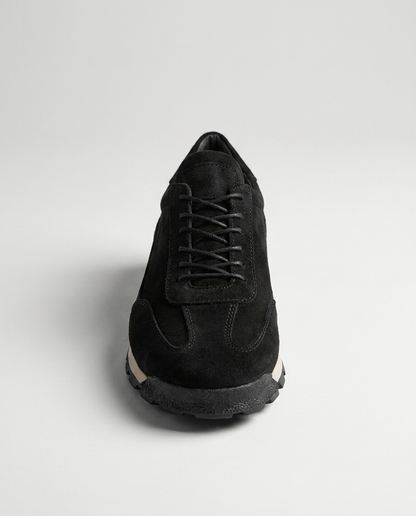 100% SEUDE BLACK SNEAKERS