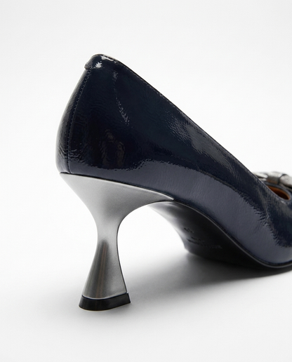 100% LEATHER KITTEN HEELS