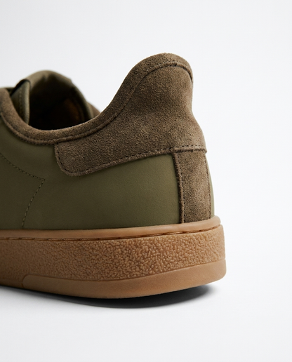 MARY JANE SNEAKERS