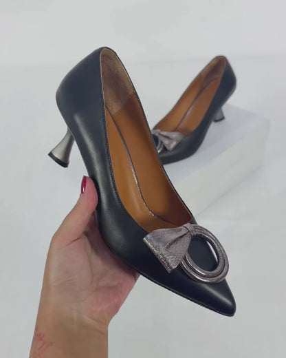 100% LEATHER KITTEN HEELS